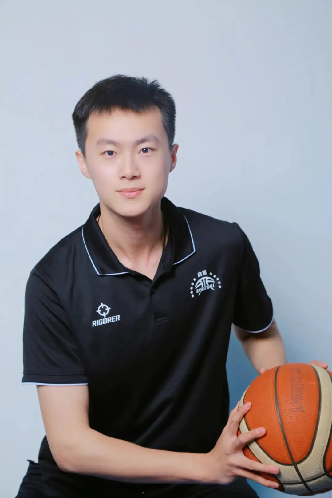 篮球教练如何帮助球员理解规则的重要性?_0